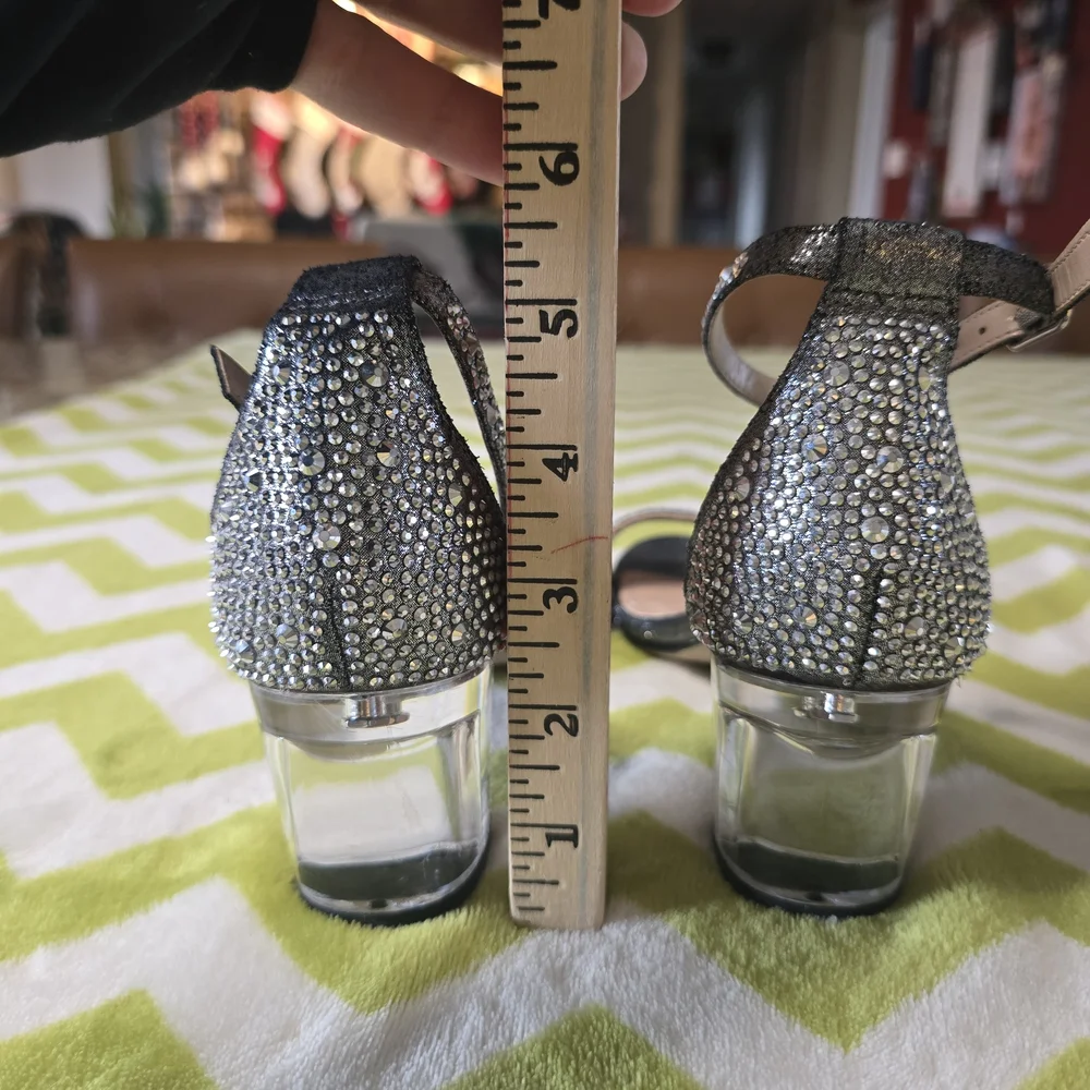 Steve Madden Black and Silver Rhinestone Girl's Heels Size: 4M